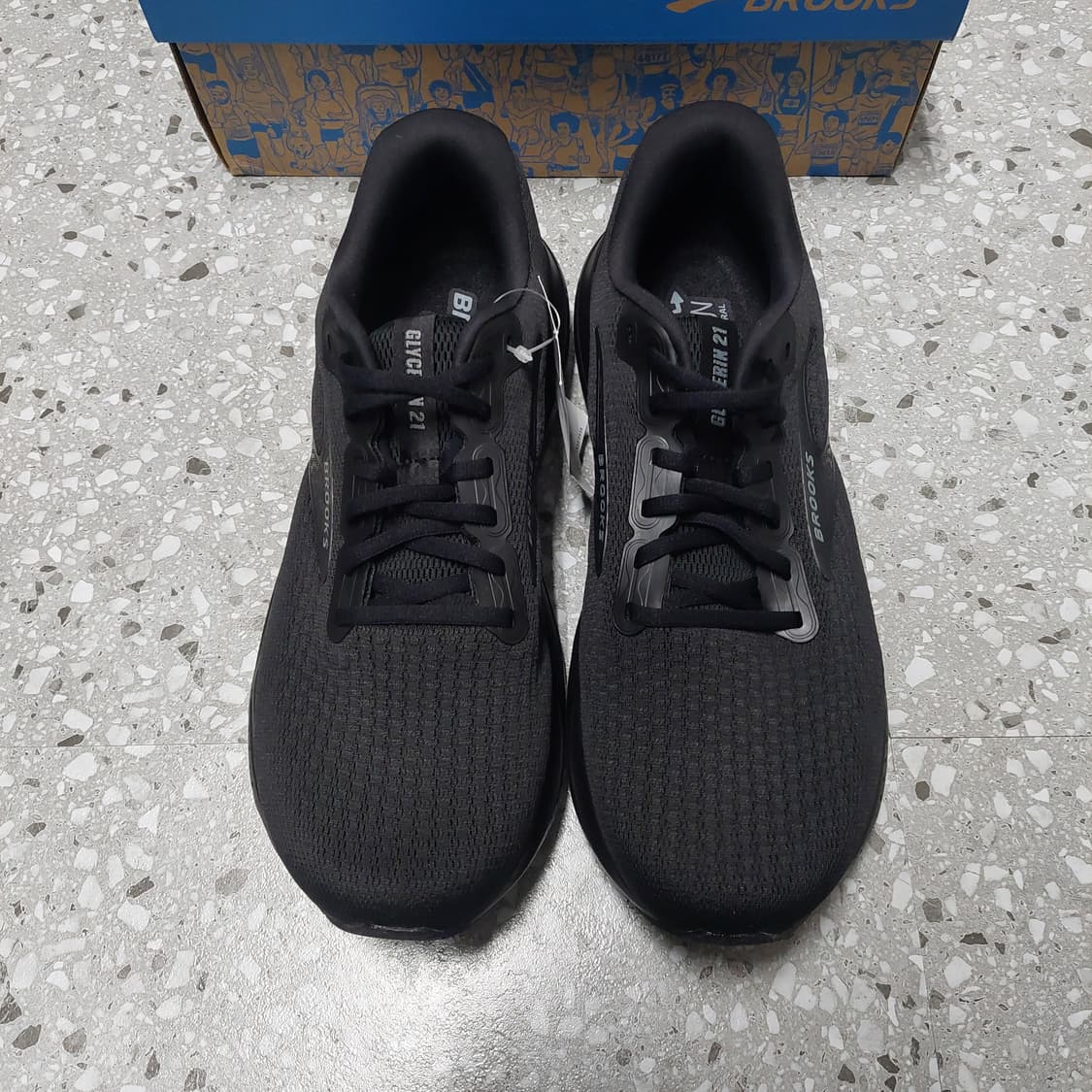 브룩스 여성 러닝화 작은사이즈 220, 225 균일가 판매 운동화 작은발 상품이미지4