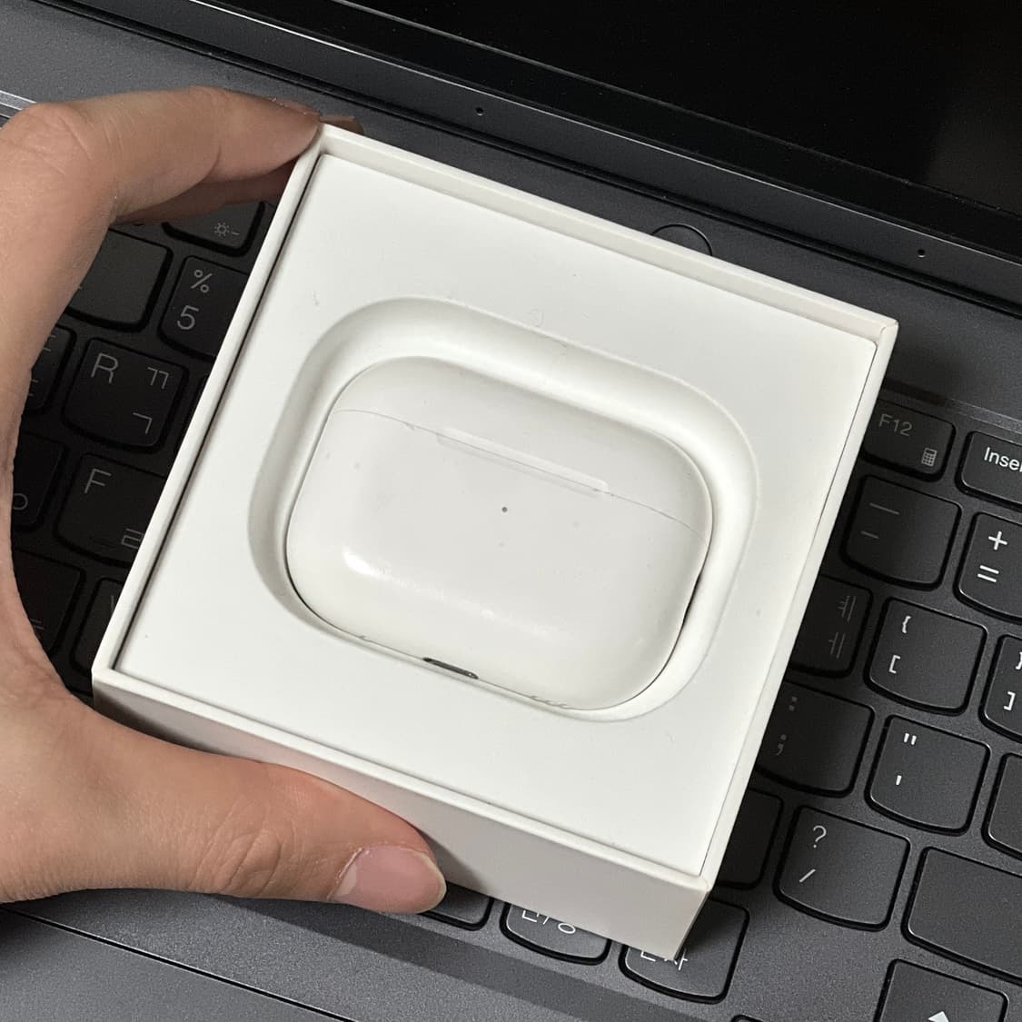 에어팟 프로 2 8핀 라이트닝 본체 상품이미지5