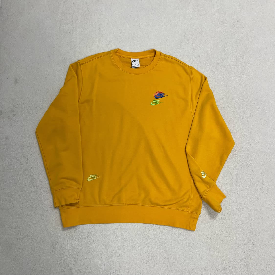 Nike yellow sweatshirt 상품이미지4