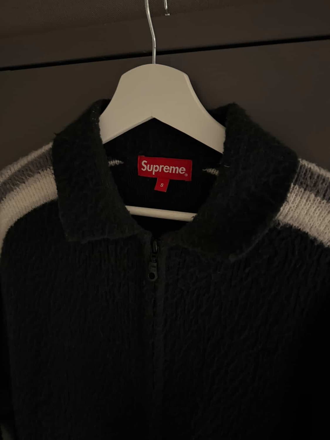 슈프림 슬리브 스트라이프 집업 스웨터 블랙 s 상품이미지2