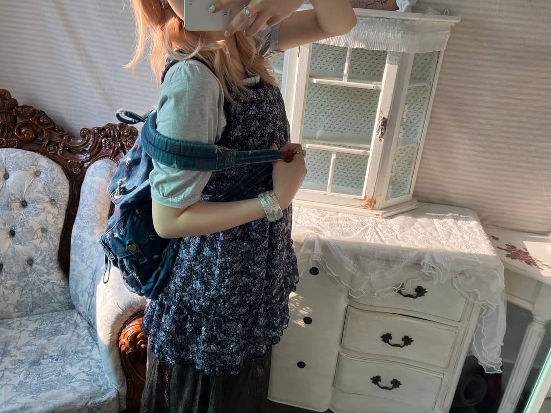 Set)하구미 꽃무늬 프릴 원피스 + 모리 그레이 티셔츠 상품이미지3