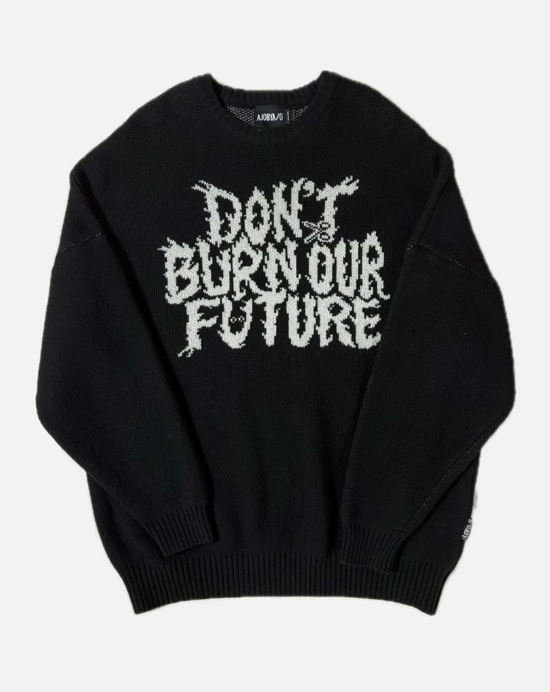 아조바이조 블랙 레터링 울 니트 스웨셔츠 상품이미지1