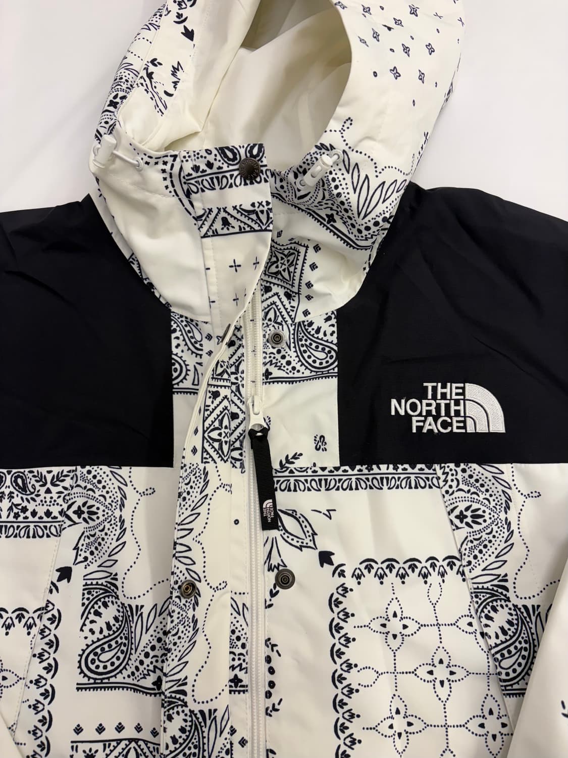 [100] 노스페이스 여성 마운틴 자켓 상품이미지4