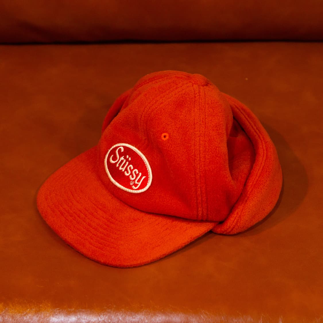 스투시 이어 플립 플리스 캡 오렌지 상품이미지2