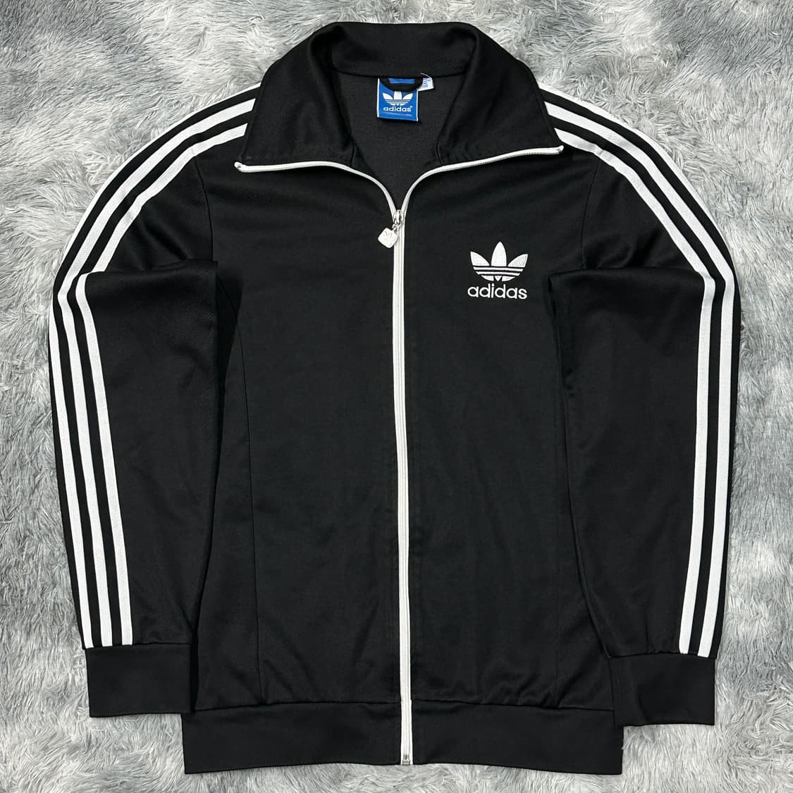 아디다스 유로파 블랙 트랙탑 L 상품이미지1