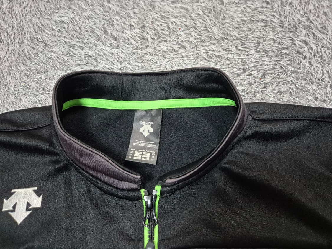 데상트 남성 기모 트랙 자켓 95 상품이미지2