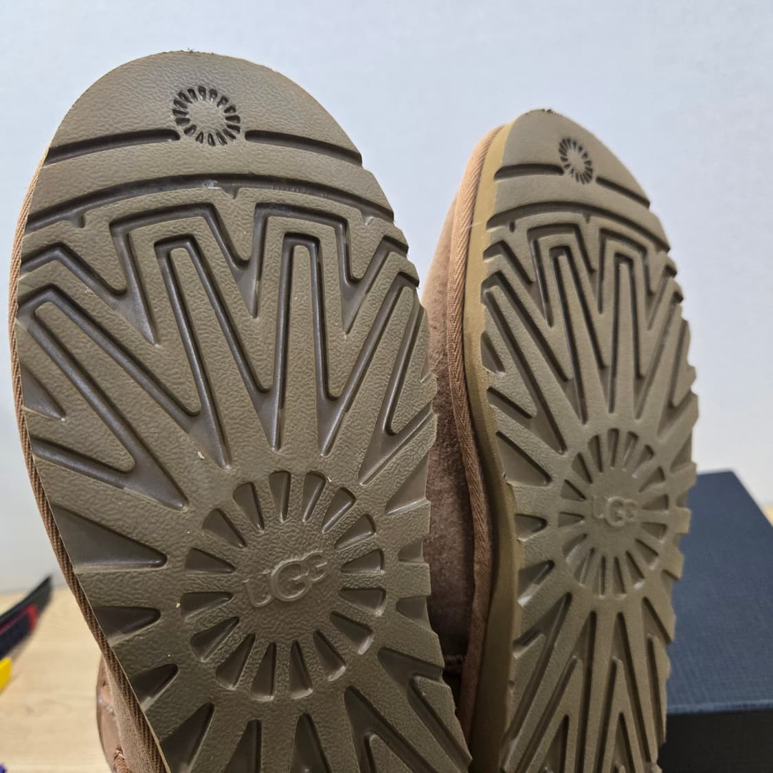 260 UGG 어그 남성용 클래식 미니 체스트넛 상품이미지8