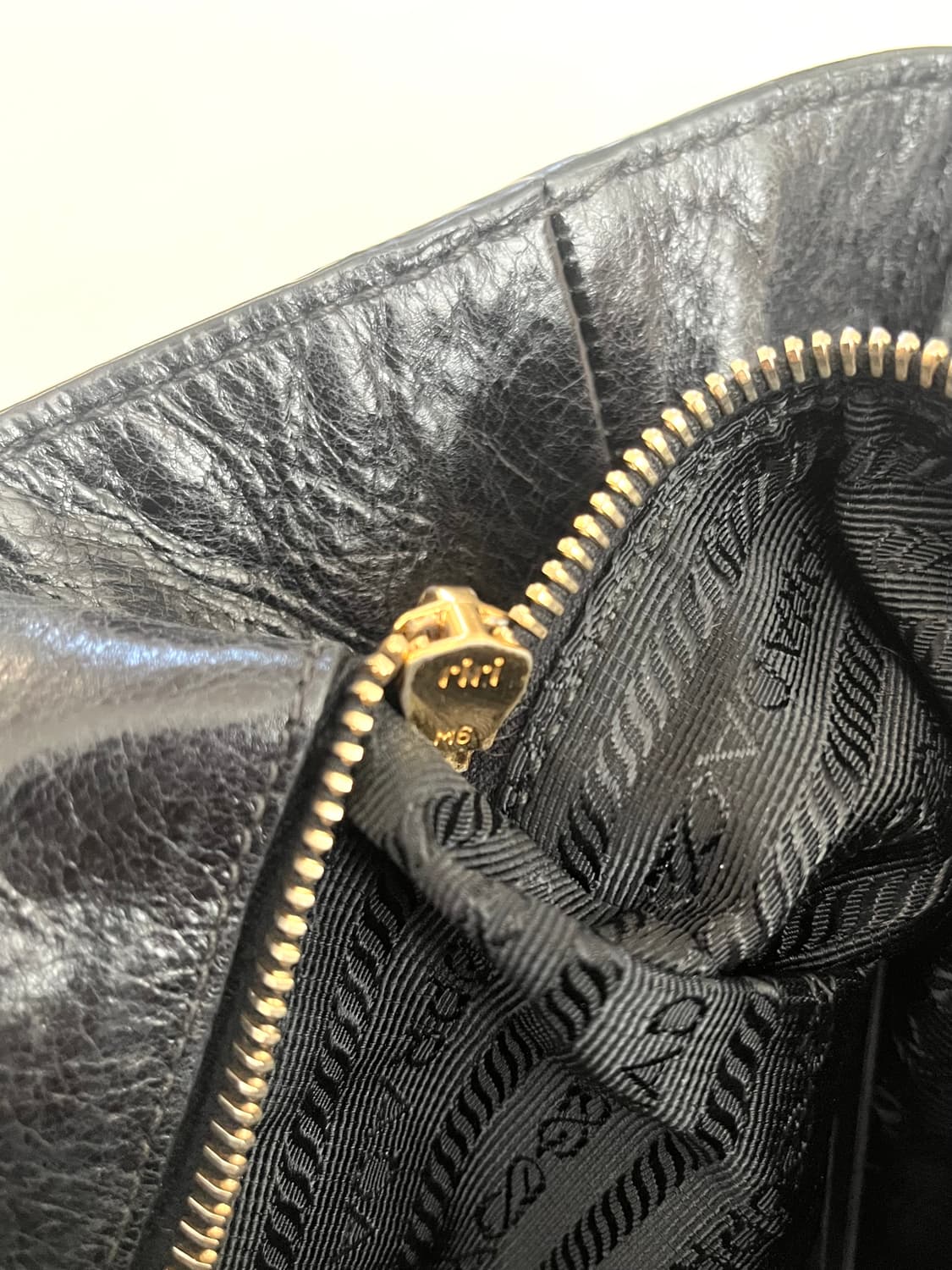 프라다 비텔로 샤인 럭스백 상품이미지6