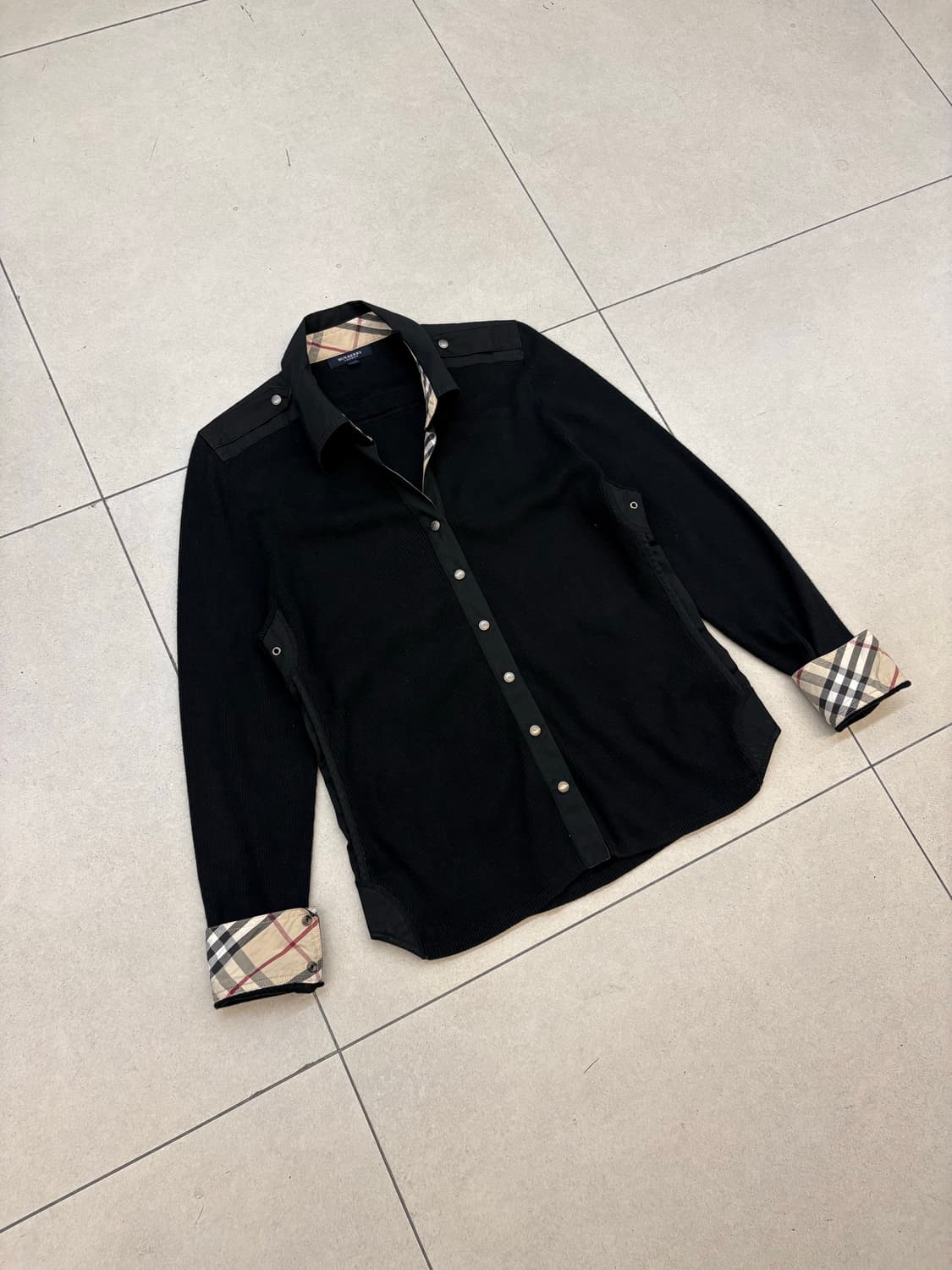 버버리 런던 카라 울 니트 셔츠 자켓 상품이미지2