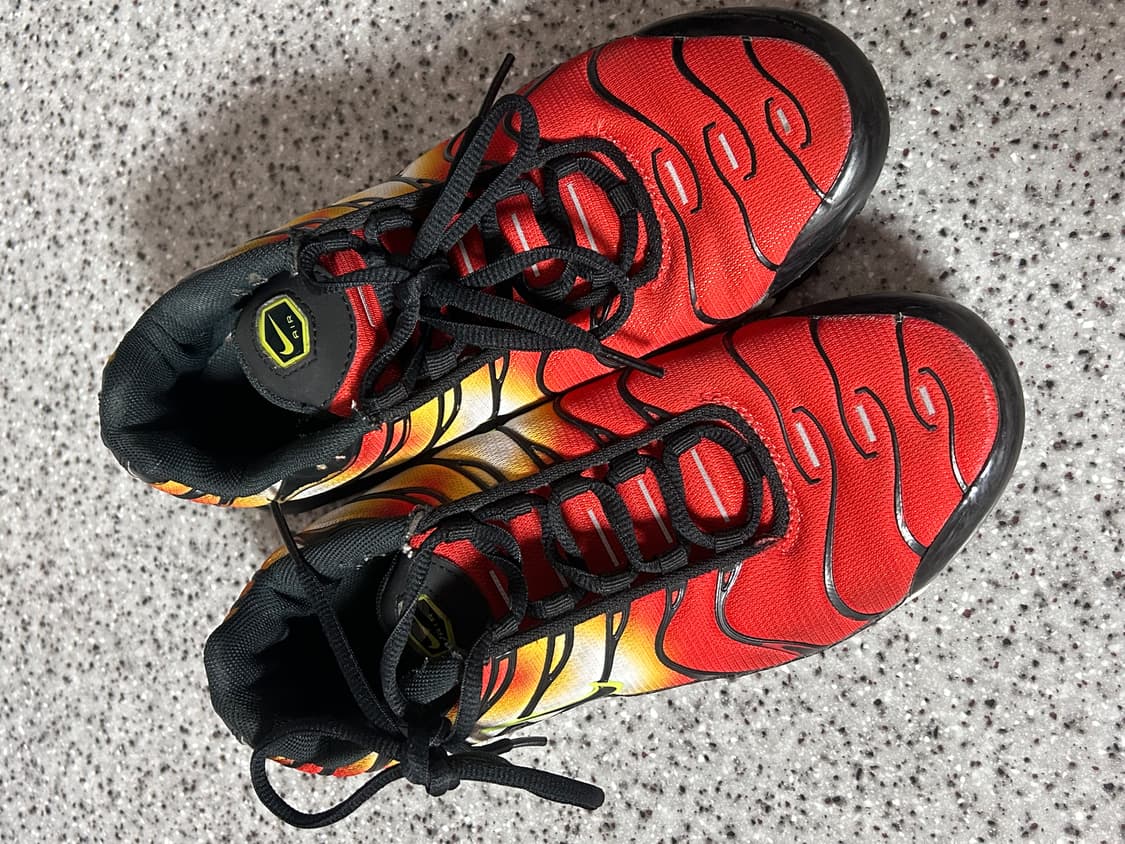 나이키 에어맥스 플러스 오렌지 235mm 상품이미지2