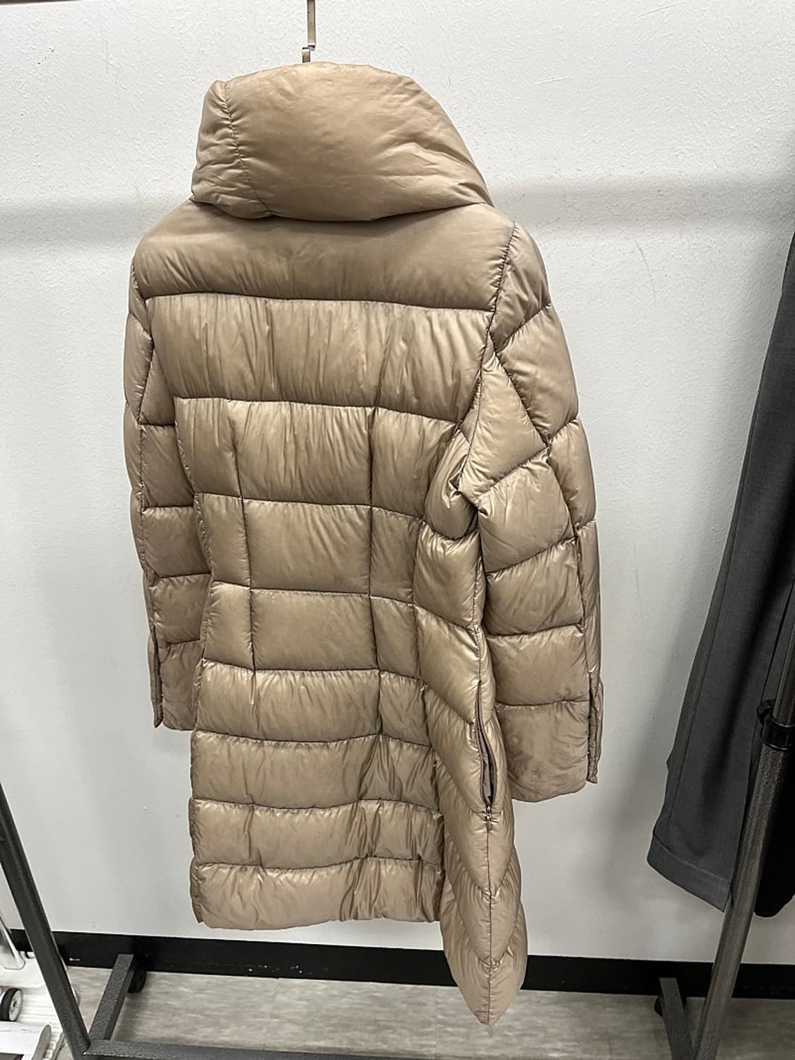 여) 몽클레어 경량 롱패딩  상품이미지7