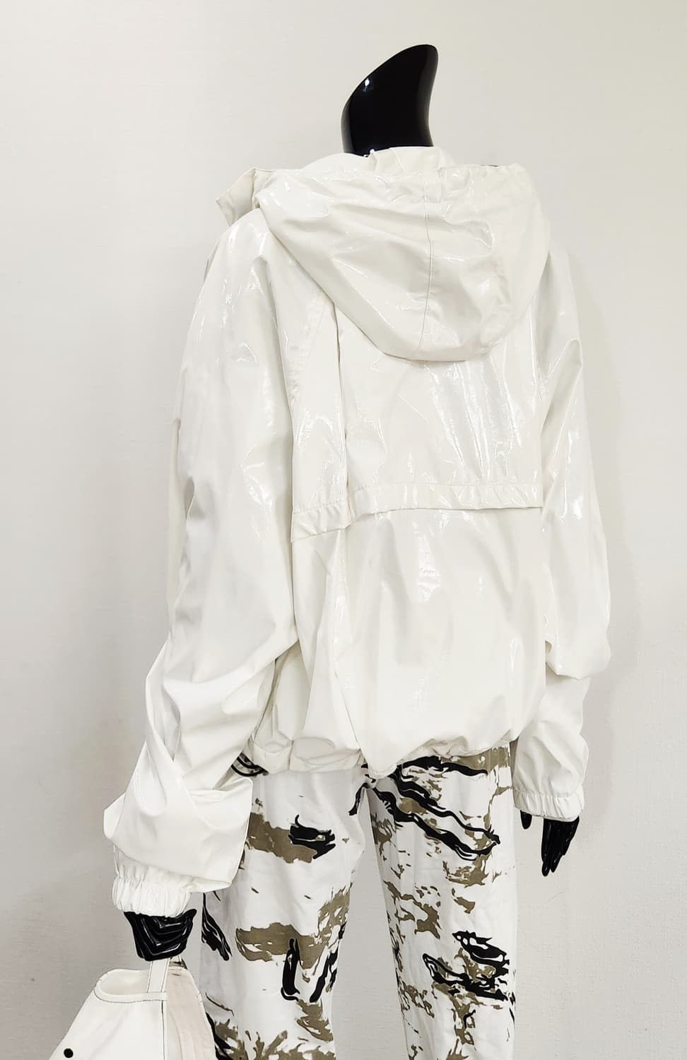 글로시 바람막이 점퍼  상품이미지7