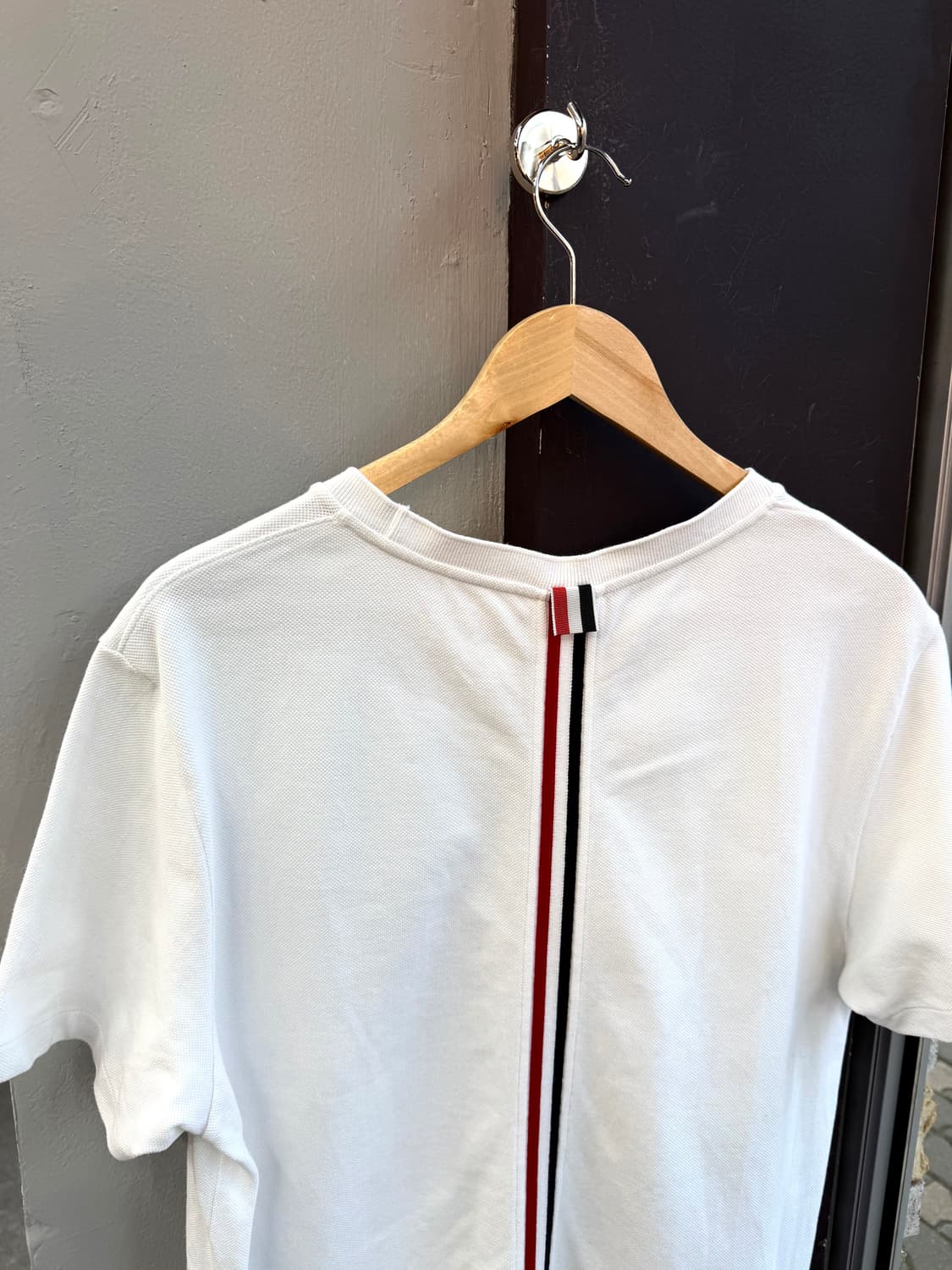 100~105/ 톰브라운 백삼선 코튼 반팔티 상품이미지7