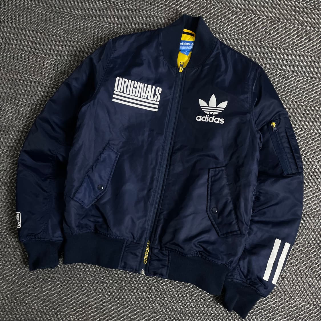 아디다스 트레포일 빅로고 ma-1 플라이트 자켓y 3021 상품이미지1