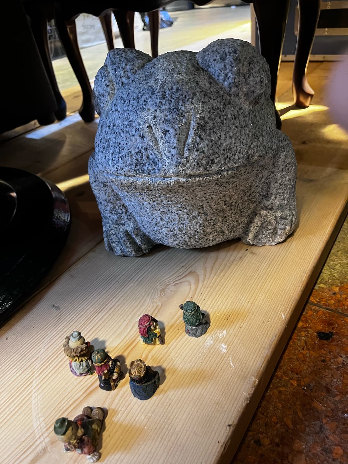 석조 개구리 오브제 (Stone Frog Sculpture) 상품이미지4