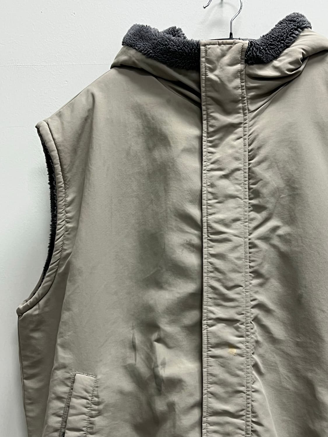 버커루 백로고 양털 셰르파 뽀글이 리버시블 조끼 상품이미지8