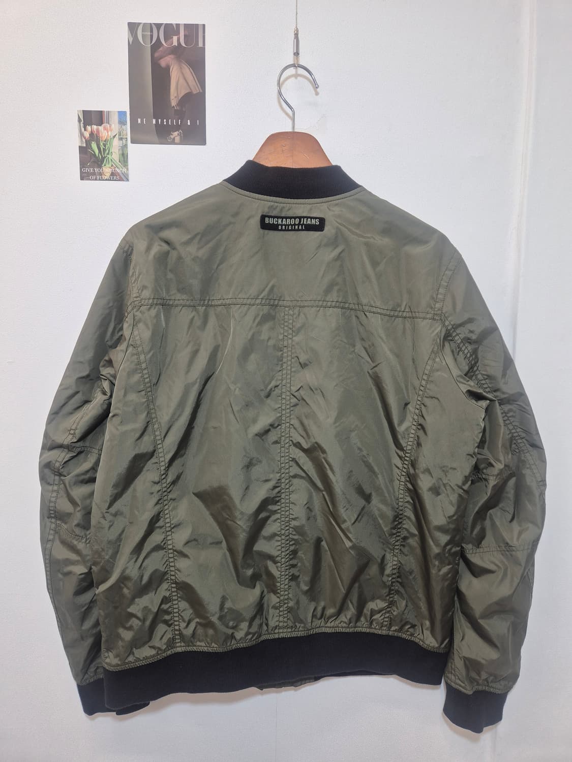 버카루 브랜드의 카키색 항공 점퍼 XL    상품이미지3