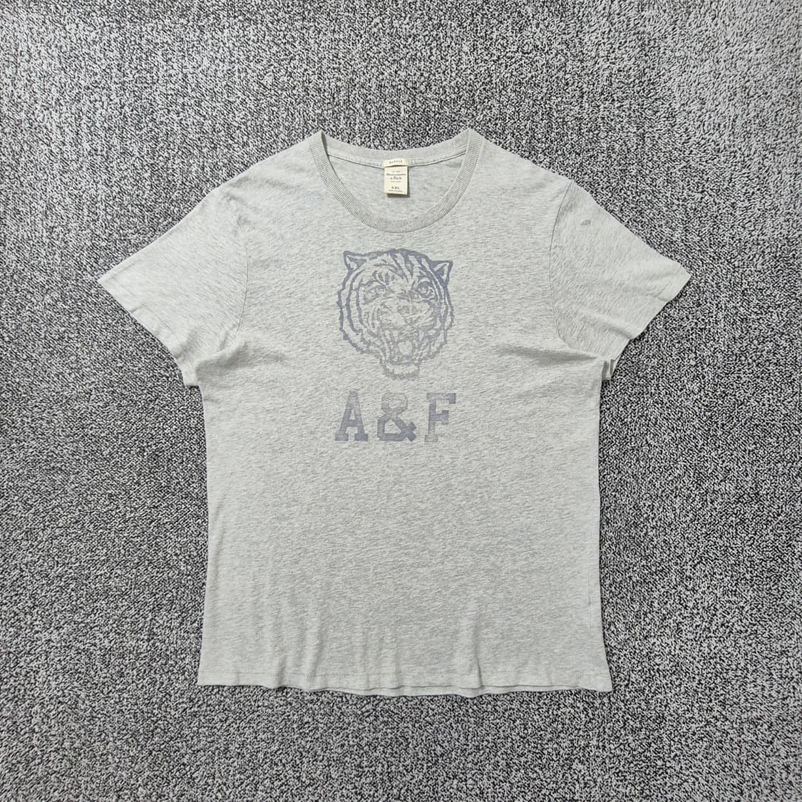 빈티지9. 아베크롬비 A&F 타이거 로고 반팔 티셔츠 그레이 상품이미지1