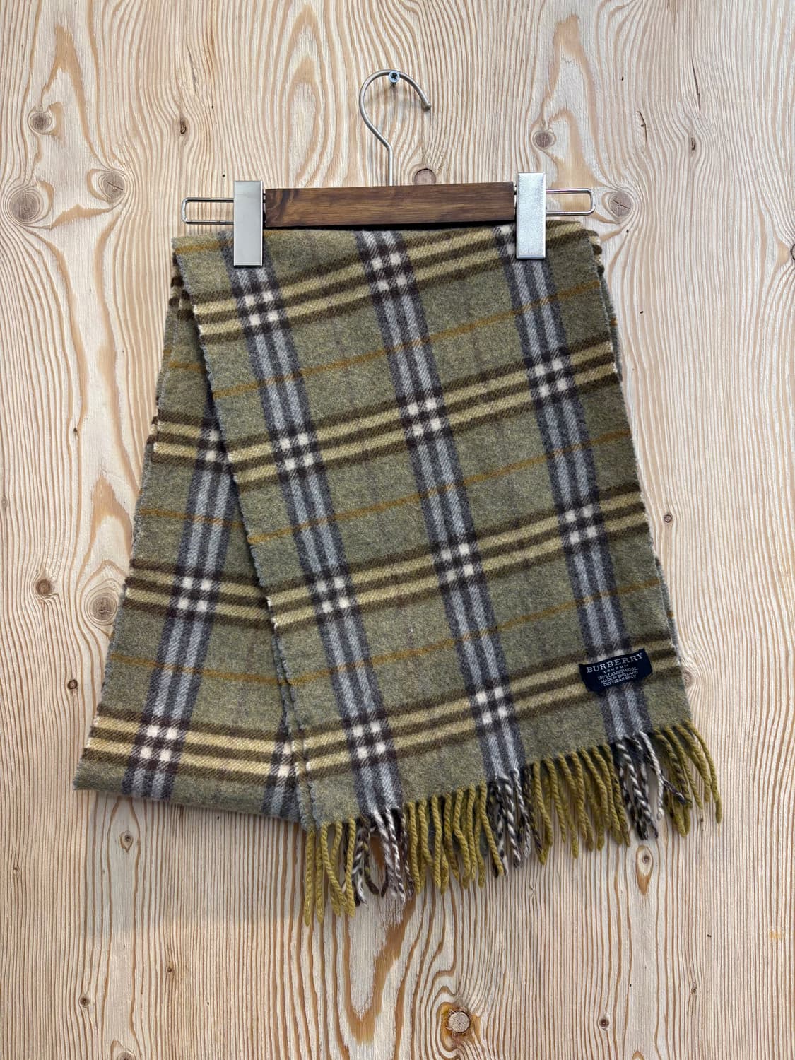 버버리 울 체크 머플러 상품이미지1