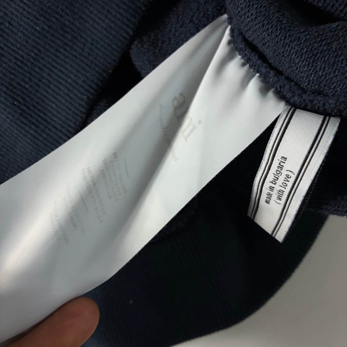 Ami  아미 스몰하트자수 네이비 맨투맨  상품이미지5