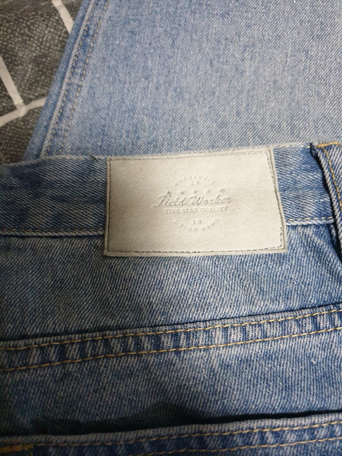 원더플레이스 스트레이트핏 워싱 데님팬츠 연청 (M) 상품이미지3