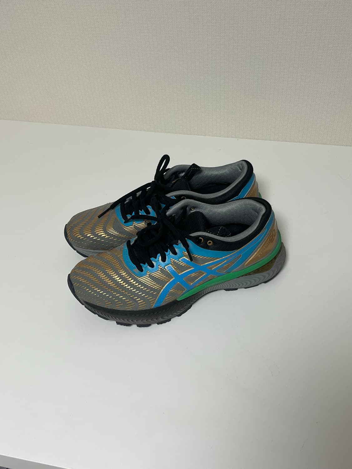 Asics 젤 님버스 22 상품이미지3