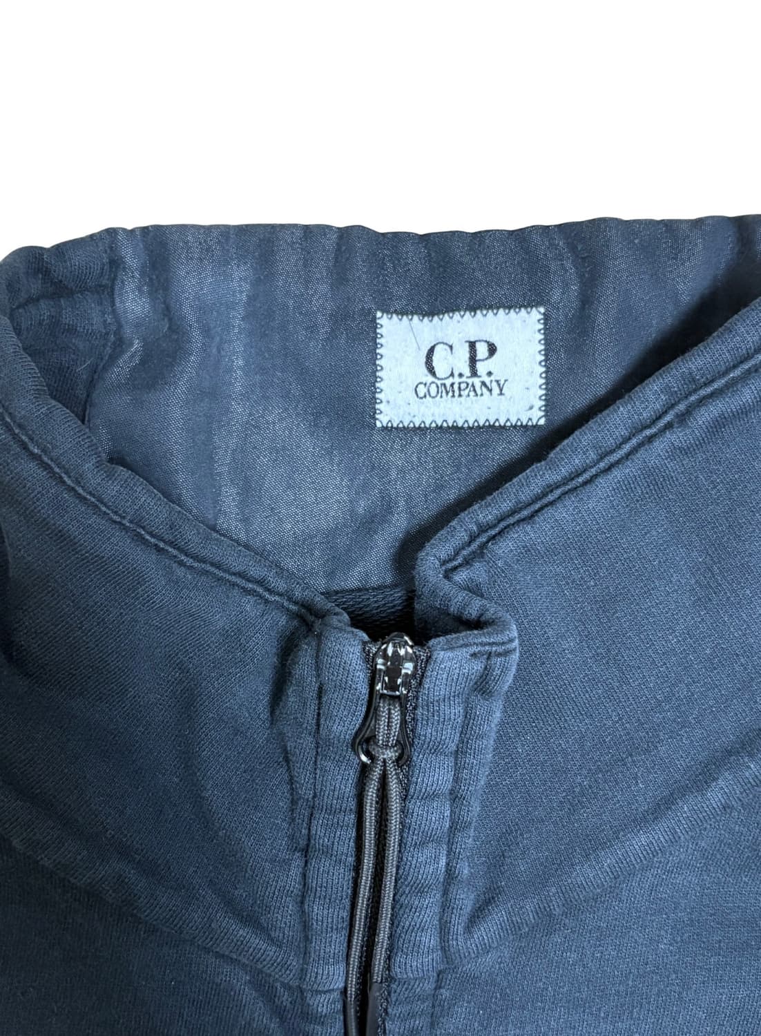 C.P. Company 렌즈 하프집업 스웻셔츠 상품이미지4