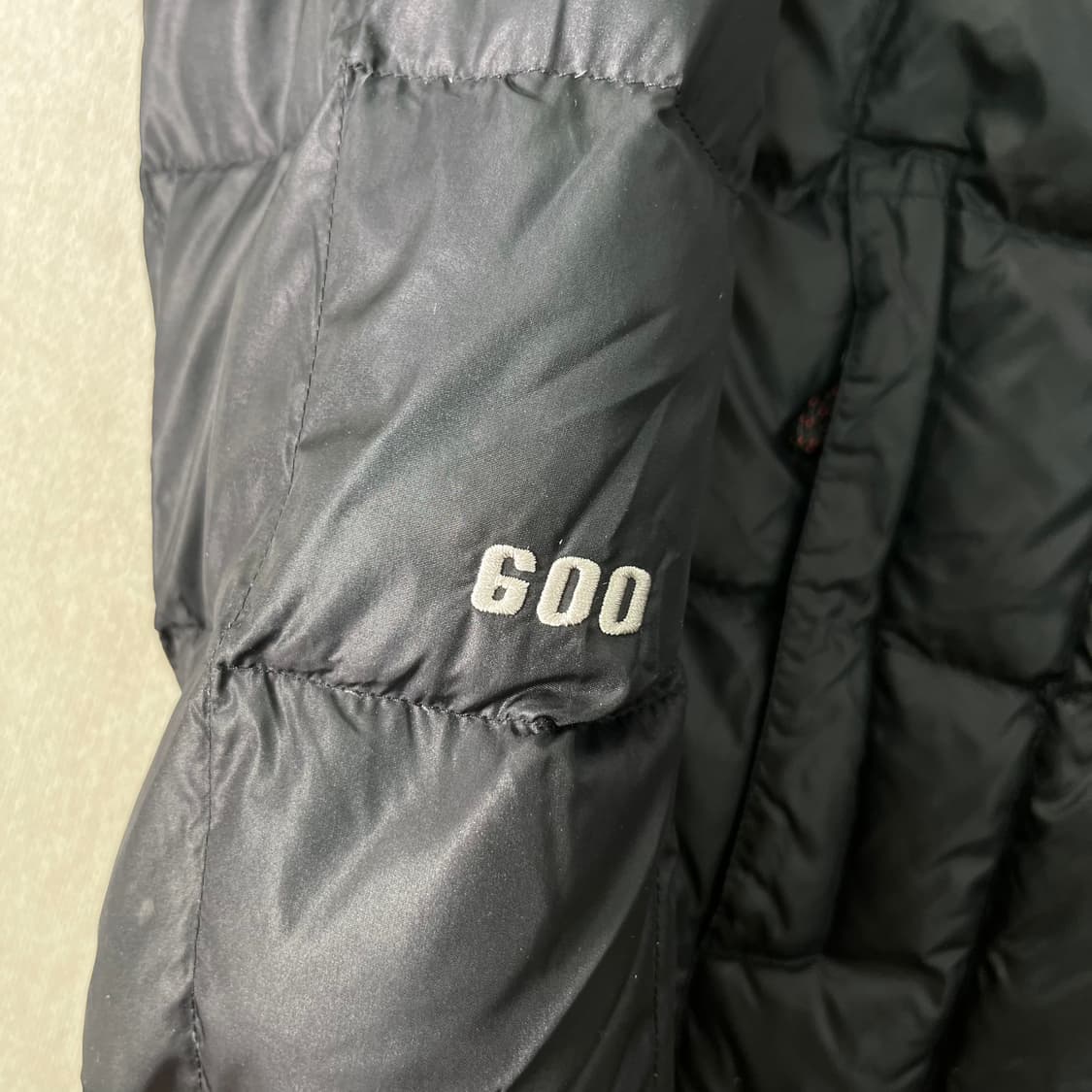 100 노스페이스 600 퀄팅 경량 패딩 상품이미지4