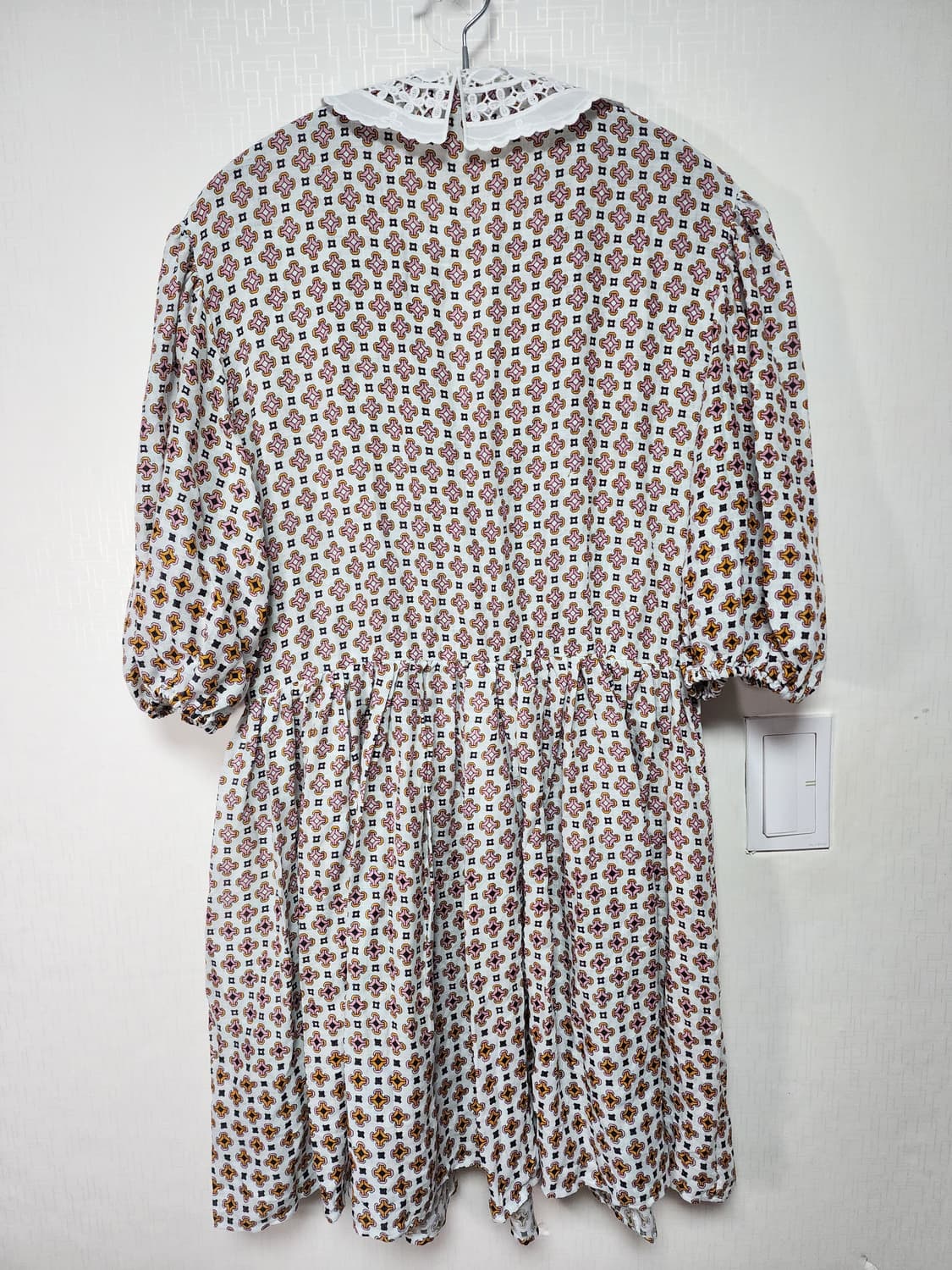 마쥬 기퓌르 레이스 트림 프린팅 린넨 미니 원피스 상품이미지2