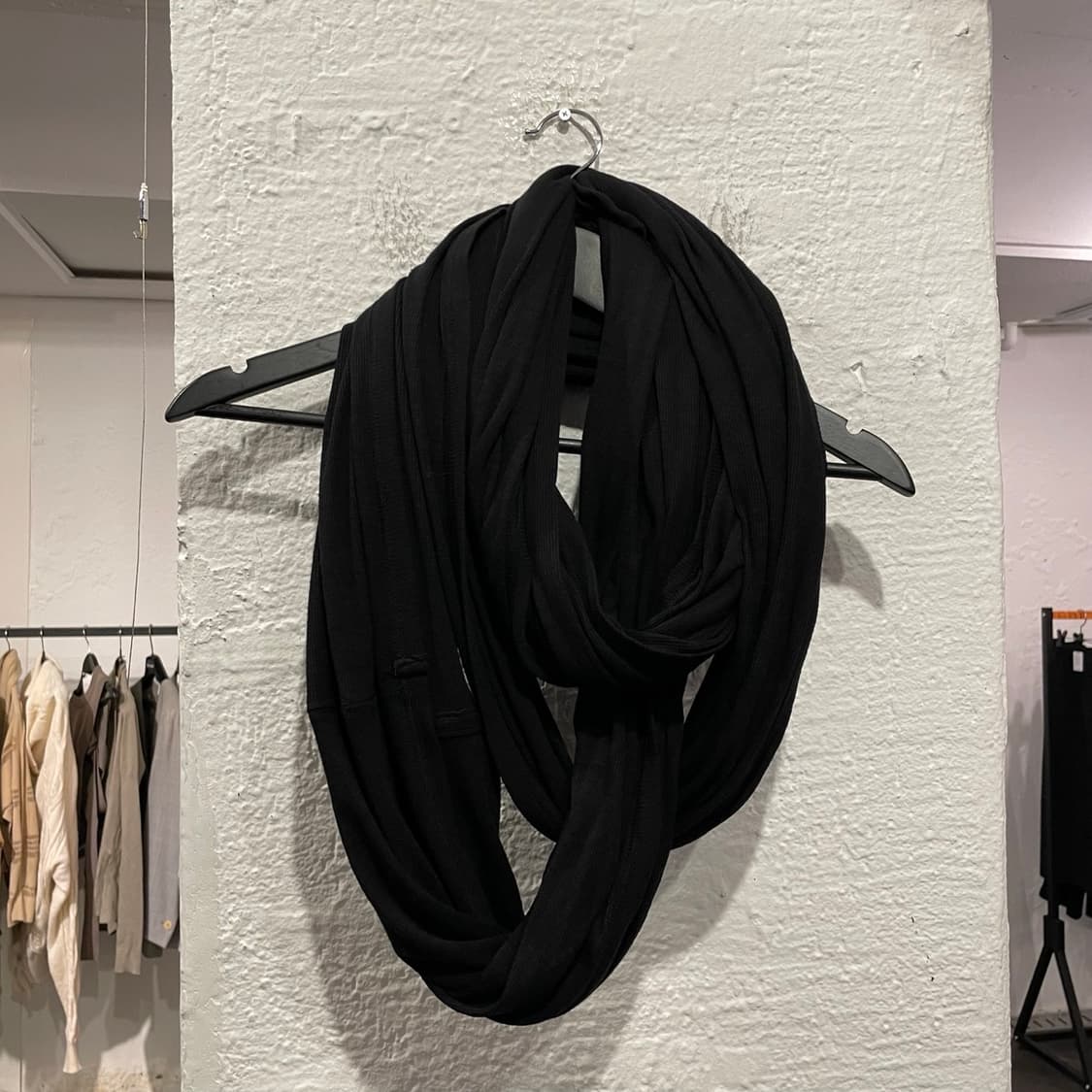 율리우스 드레이핑 머플러 상품이미지2