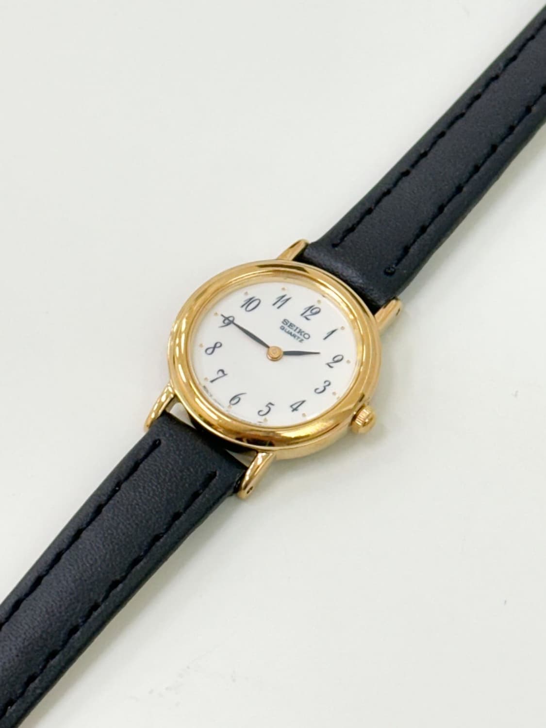 seiko / 세이코 클래식 라운드 쿼츠 여성 시계 상품이미지1