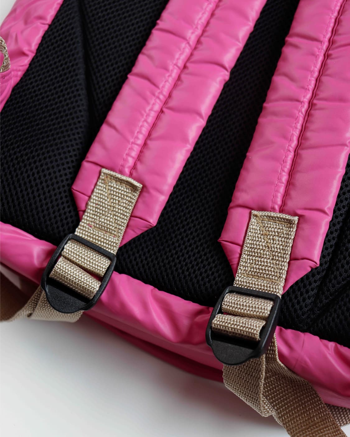 [OUTDOOR] 핑크 나일론 패디드 백팩 상품이미지5