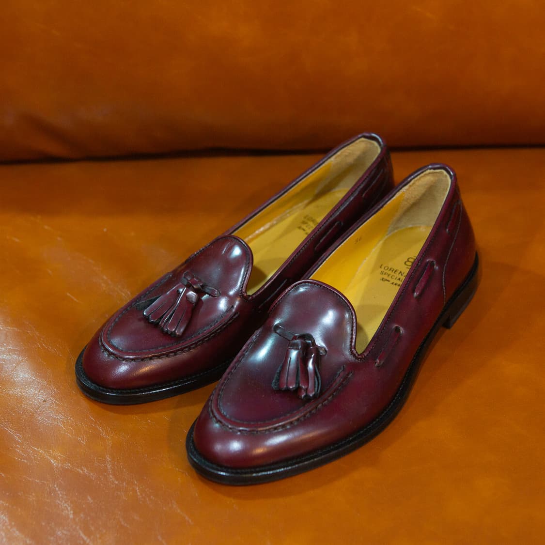 로렌조 반피 33주년 스페셜 에디션 테슬 로퍼 상품이미지1