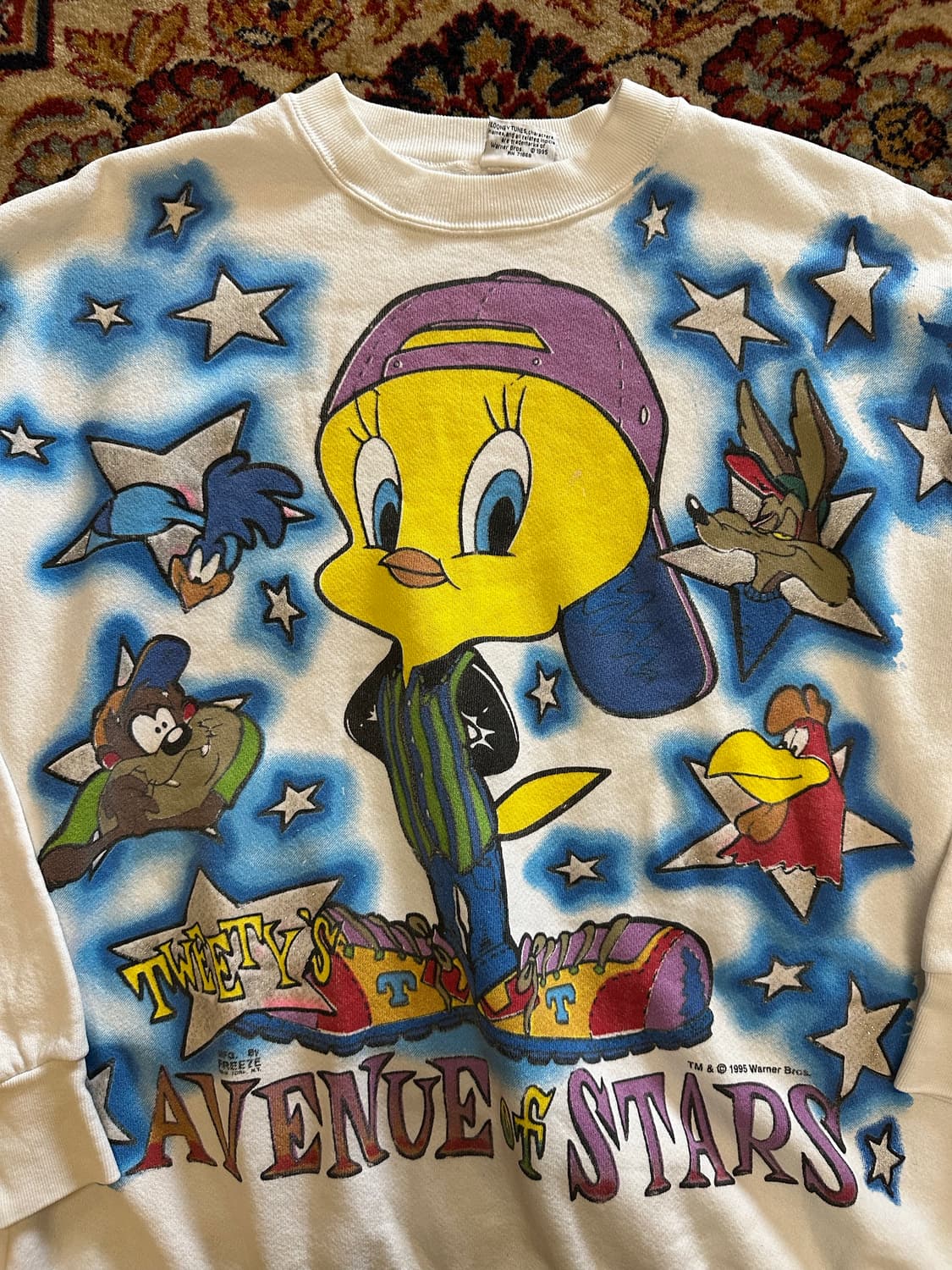 90s Looney Tunes 'Tweety' AOP Sweatshirt 상품이미지2