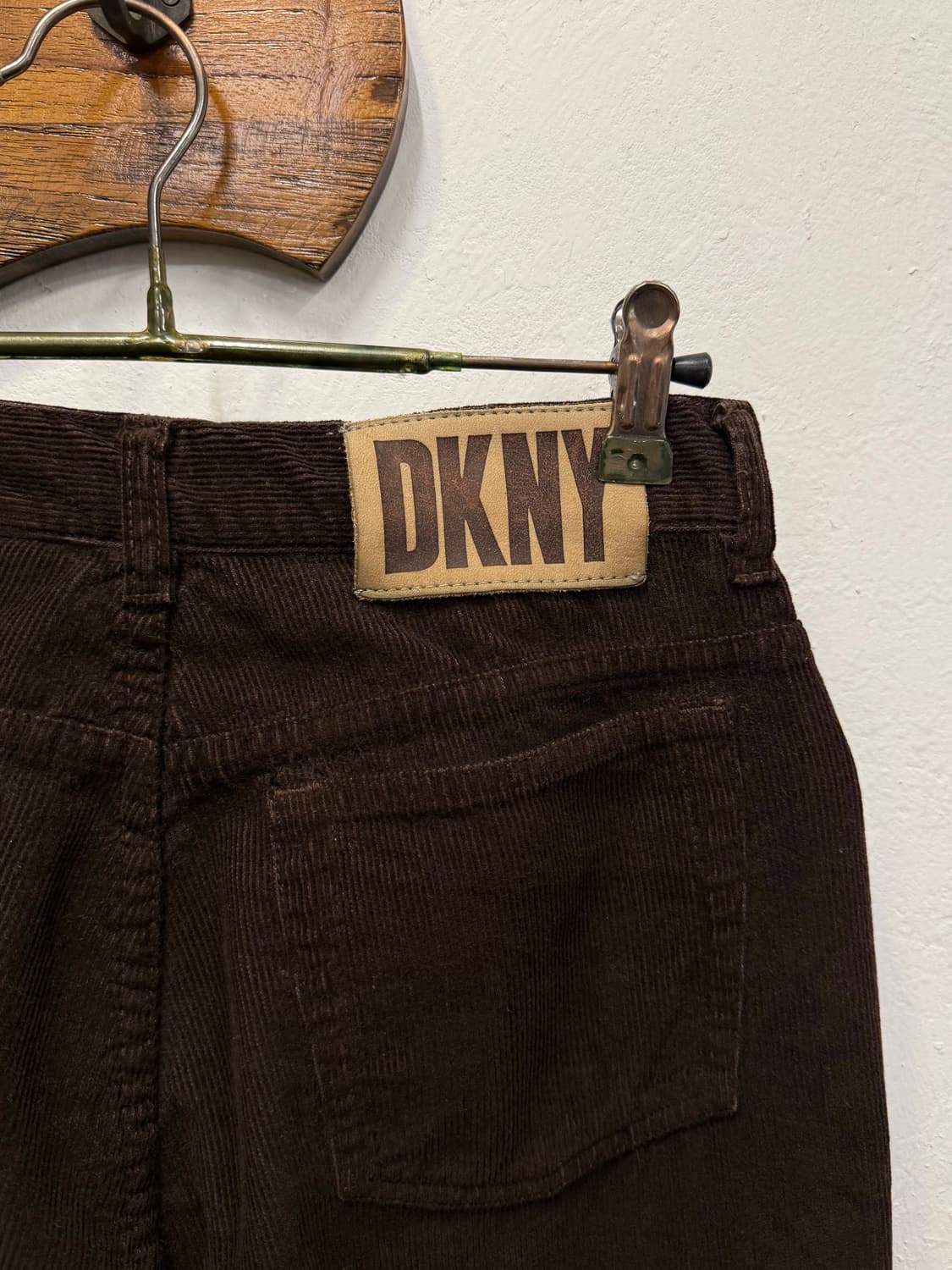 26.5) DKNY Dark Brown Corduroy Pants 상품이미지1