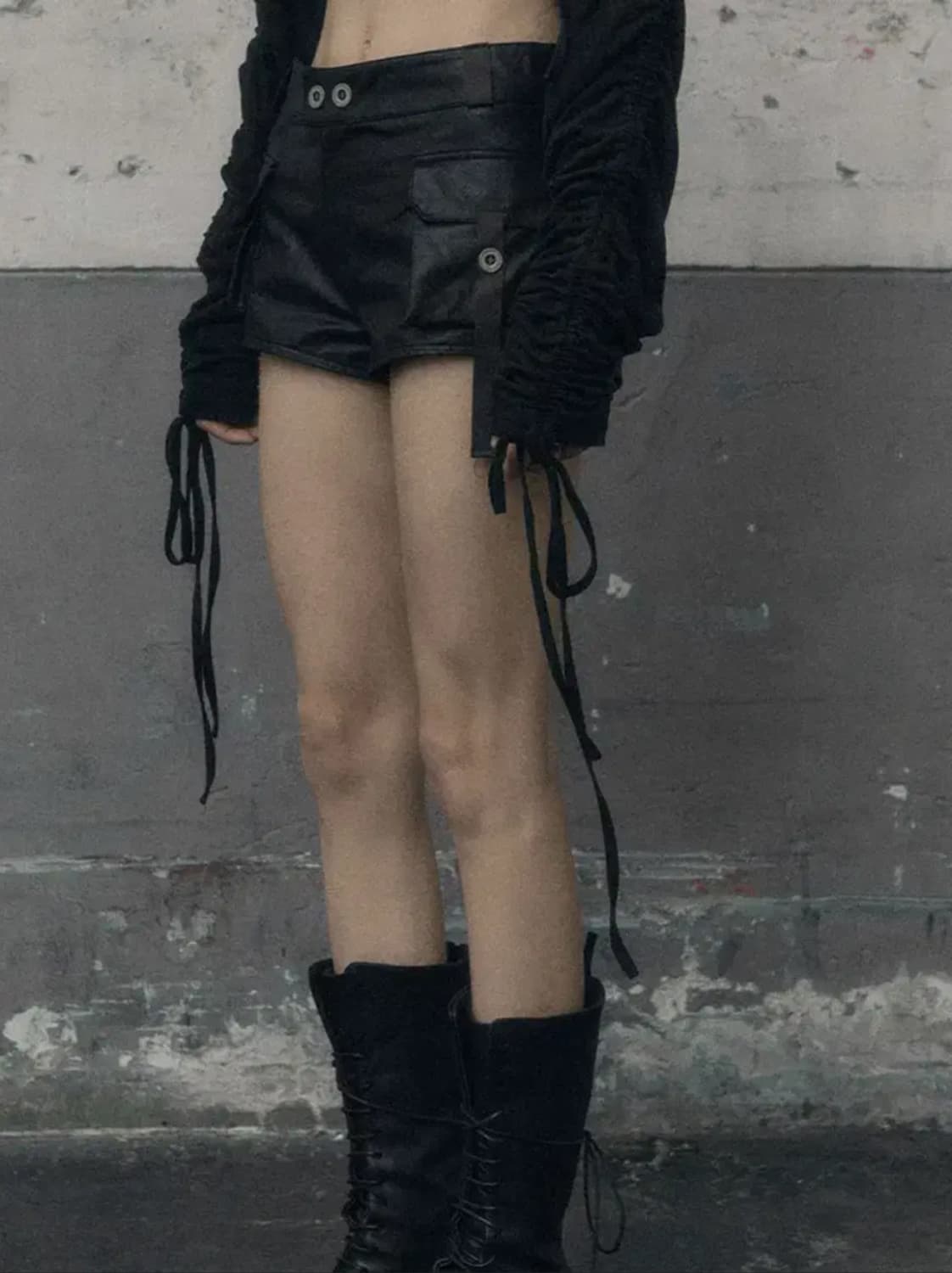 보헤미안서울 빈티지 레더 포켓 쇼츠 팬츠 상품이미지2