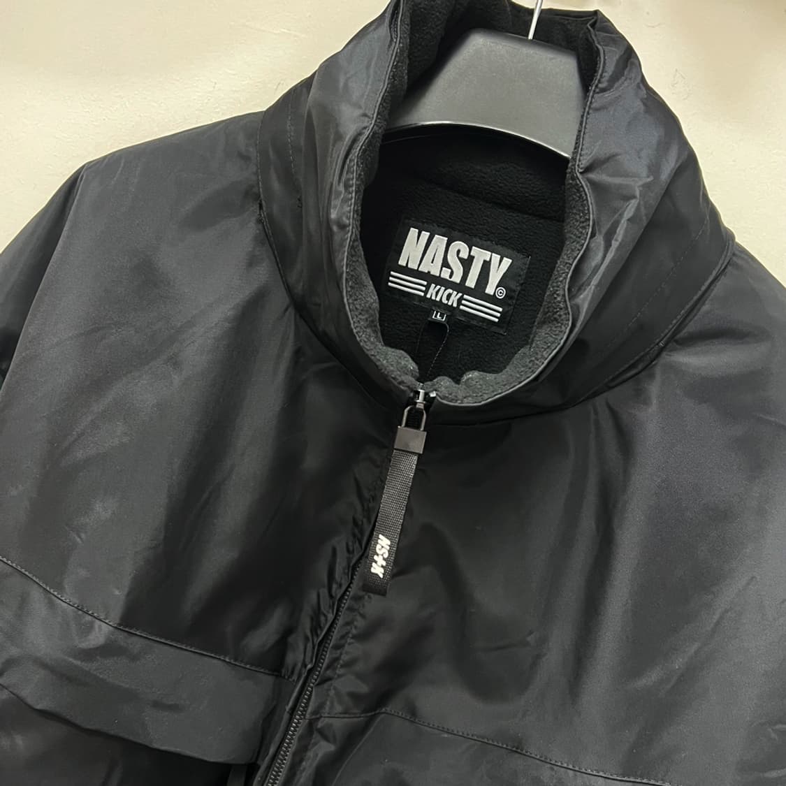 네스티킥 MILAZI 오버핏 헤비 점퍼 자켓 L 상품이미지3