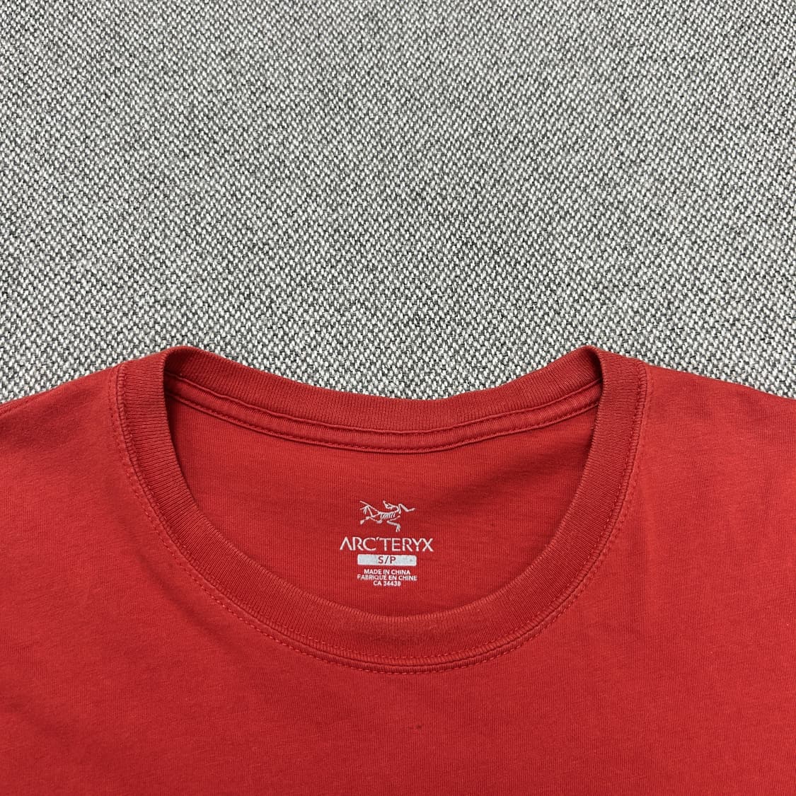 아크테릭스 스몰로고 반팔(S) 상품이미지2