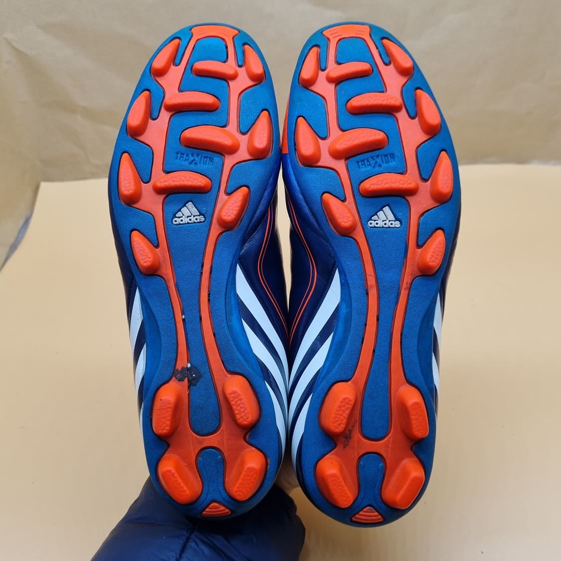 아디다스 프레데터 앱솔리온 축구화 245. 상품이미지3