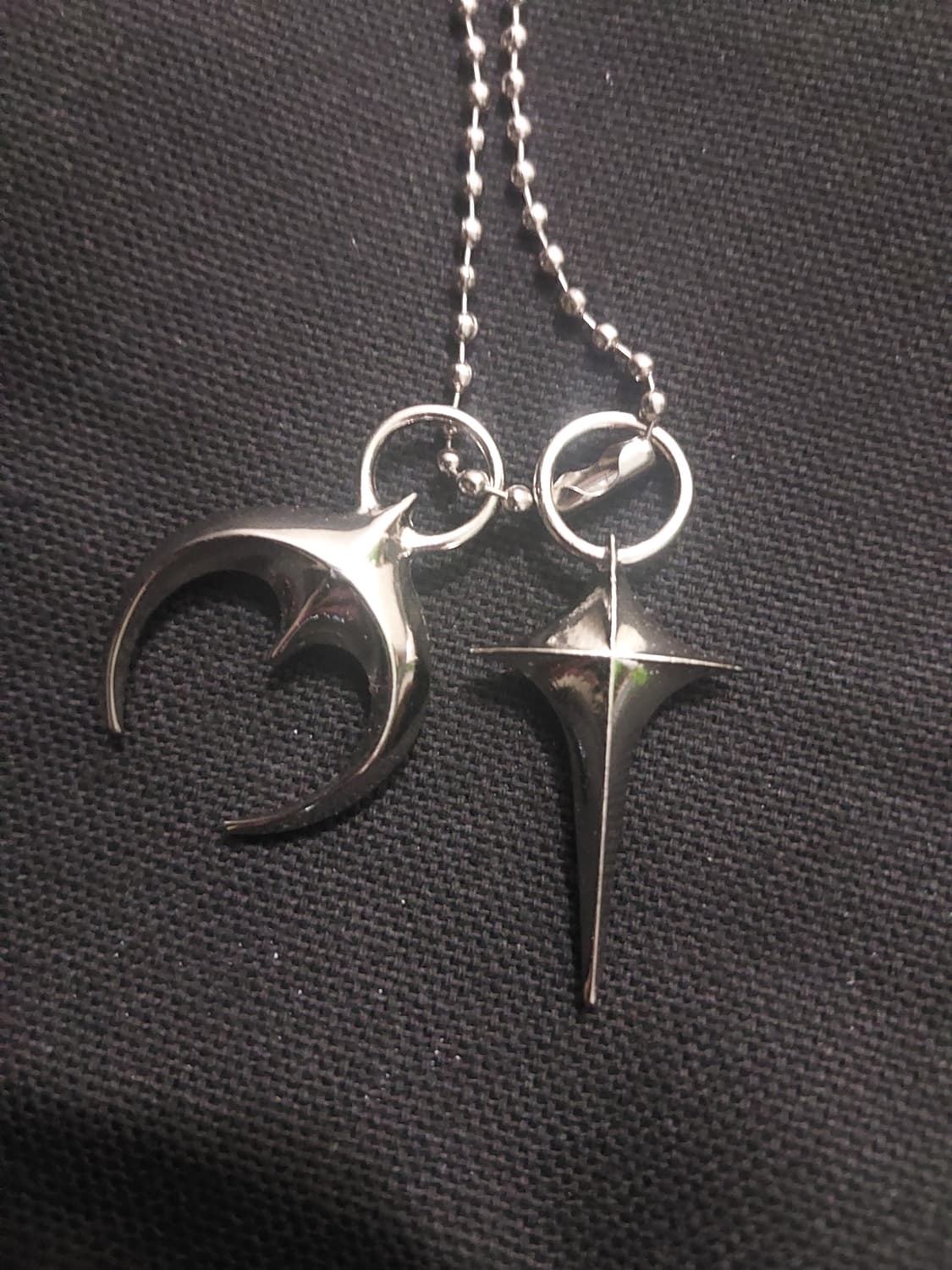 ​[판매] 용산 떠그클럽(Thug Club) 플래그십 스토어 한정 키링 상품이미지1