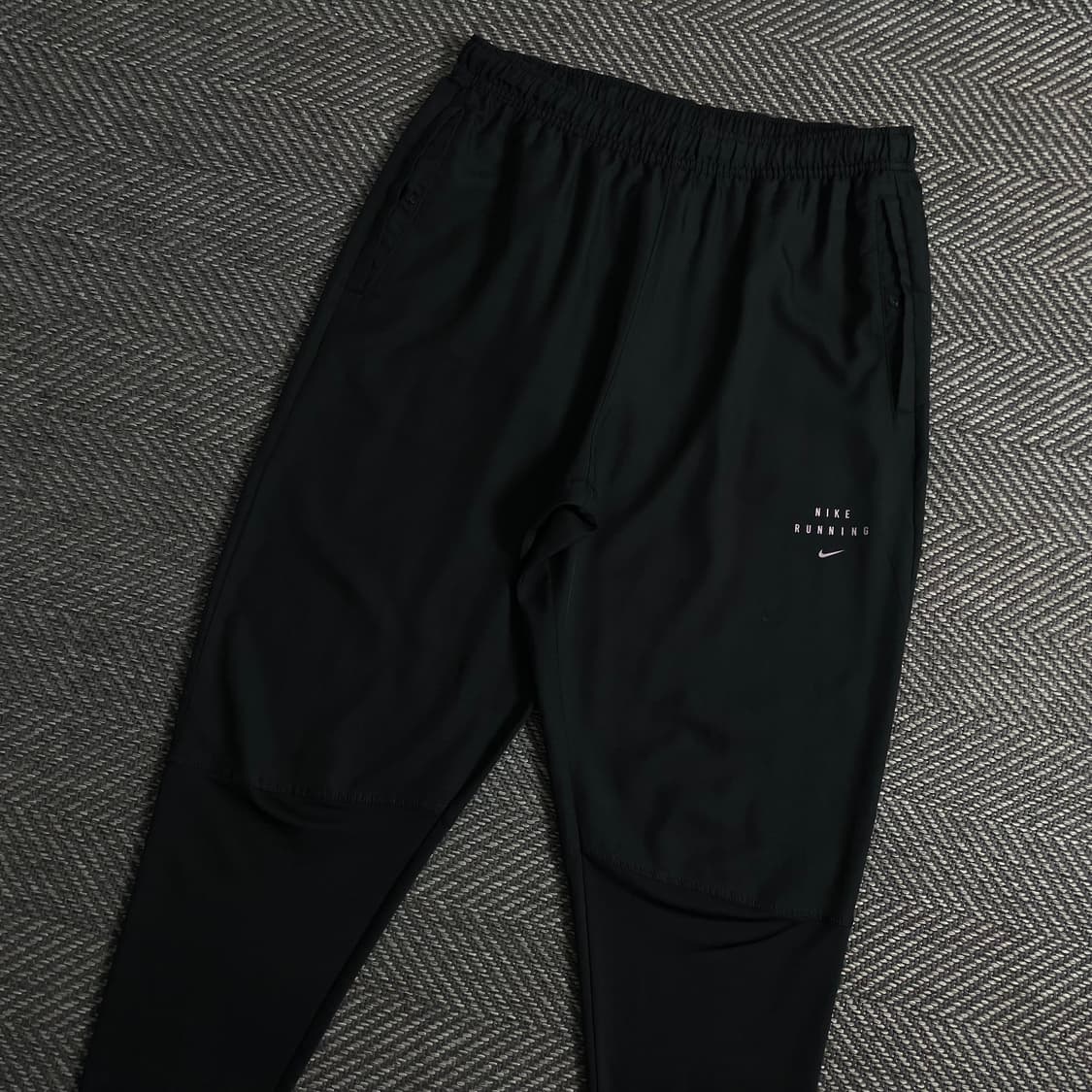 나이키 러닝 드라이핏 우븐 트랙팬츠 y 3915 상품이미지1