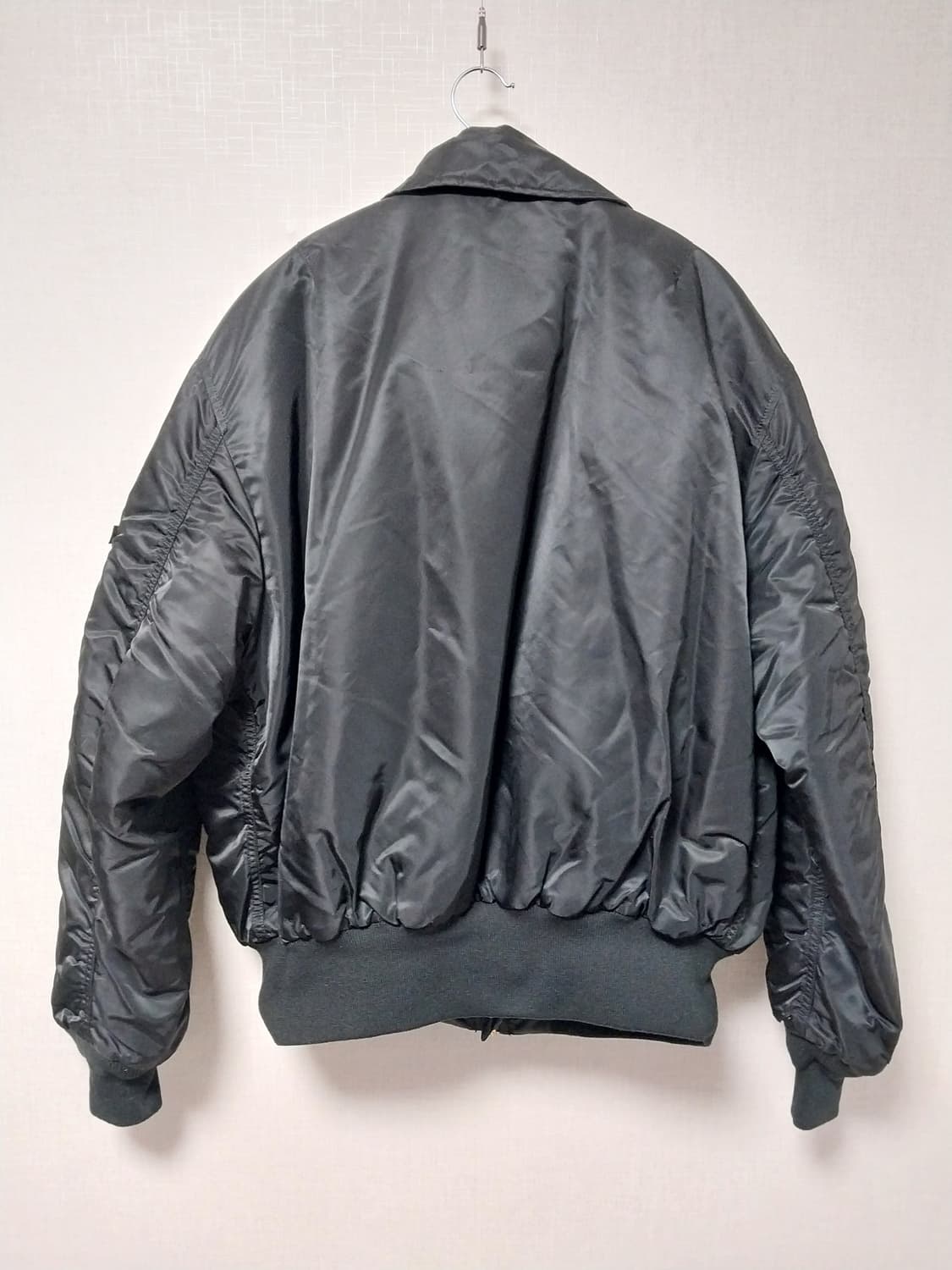 알파 인더스트리 ma-1 플라이트 자켓 블랙 XL 상품이미지2