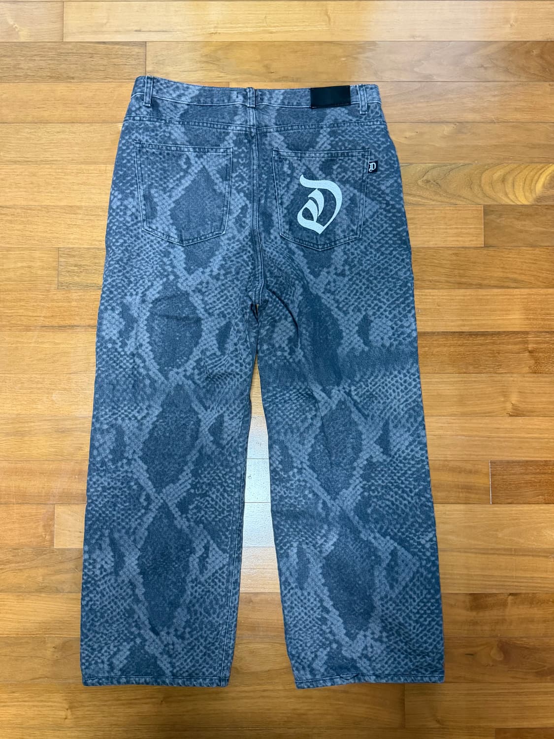 오도어 kay python pants 3사이즈 상품이미지4