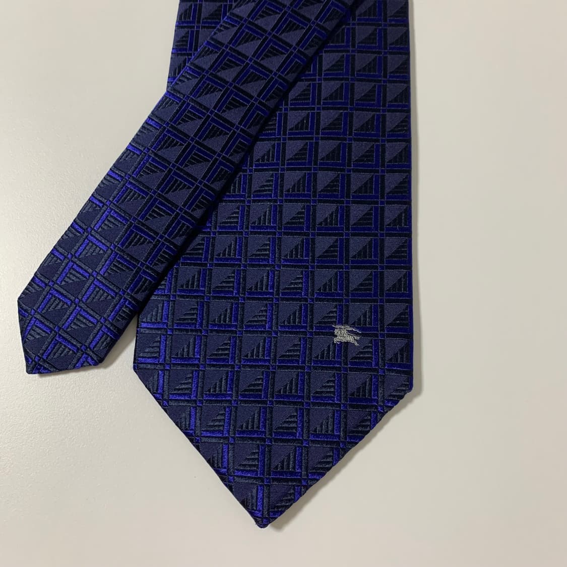 버버리(BURBERRY) 명품넥타이 100실크 최상급 9.5cm 상품이미지2