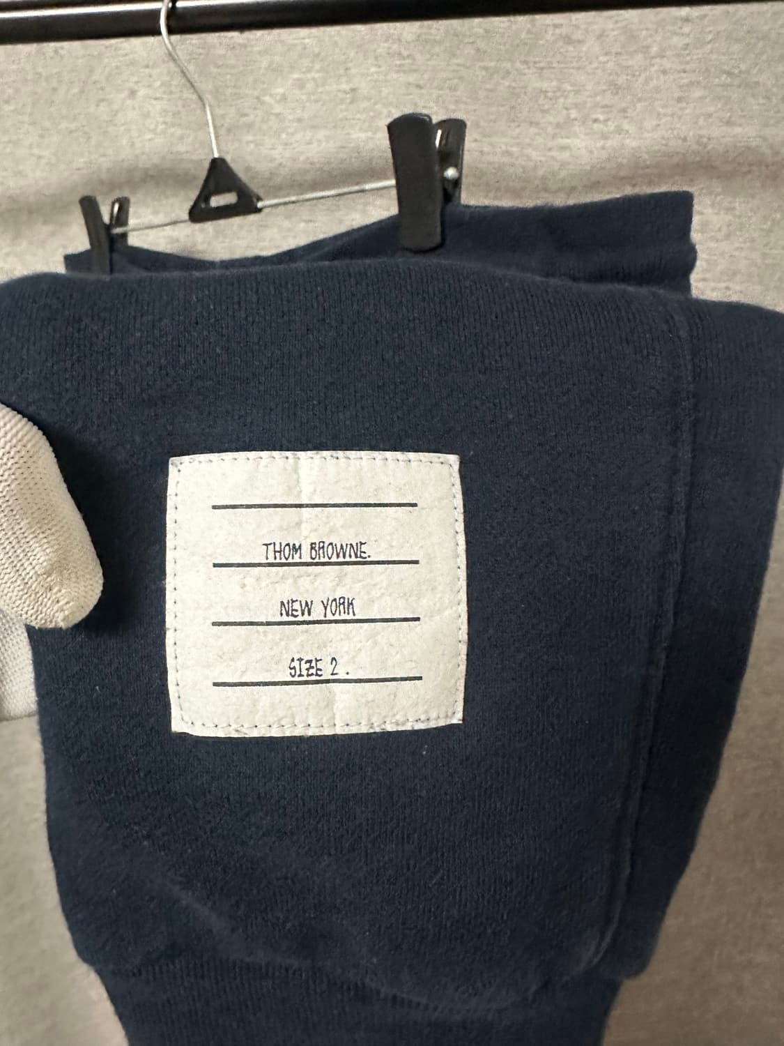 톰브라운 4선 트레이닝 팬츠 네이비 (2) 상품이미지4