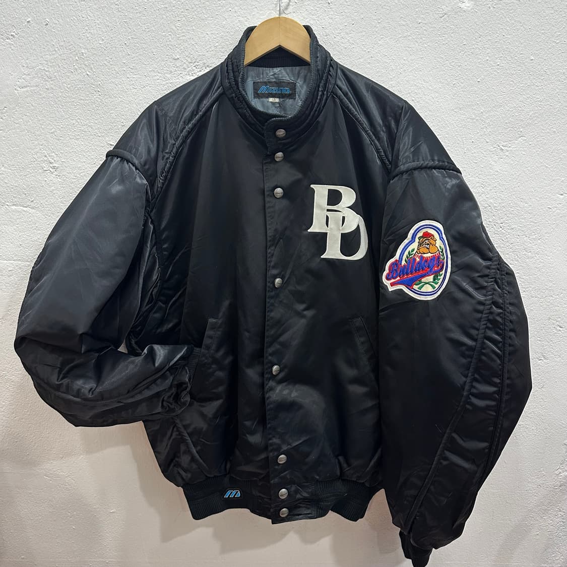 미즈노 올드스쿨 새틴 봄버 자켓XL 상품이미지1