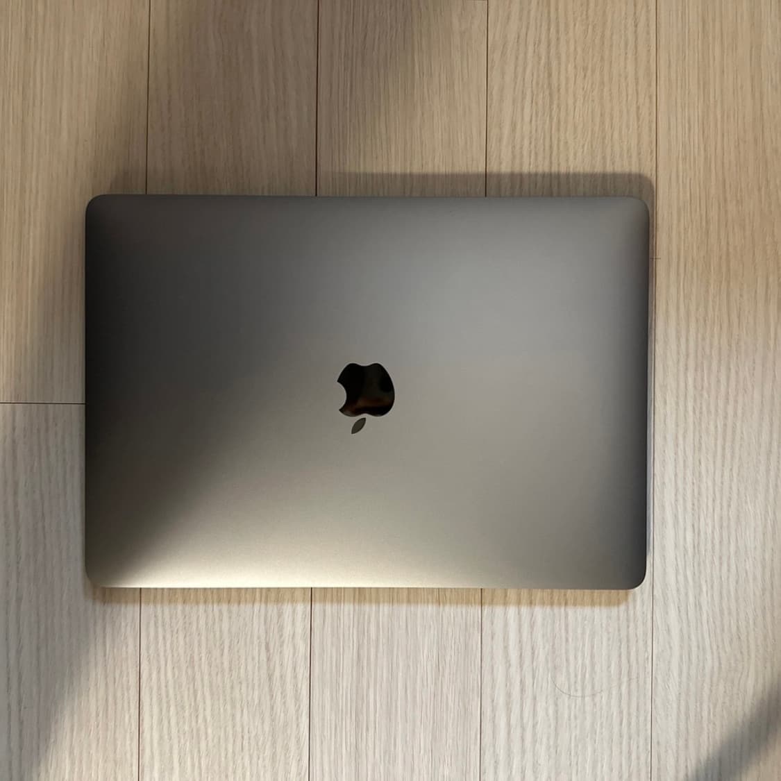 Apple M1 Macbook Air. 맥북에어M1 영문자판 스그 상품이미지1