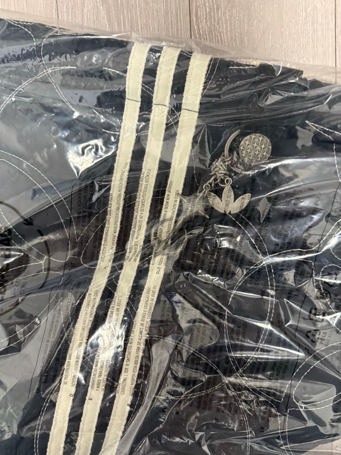 아디다스 떠그클럽 패디드 백 상품이미지2