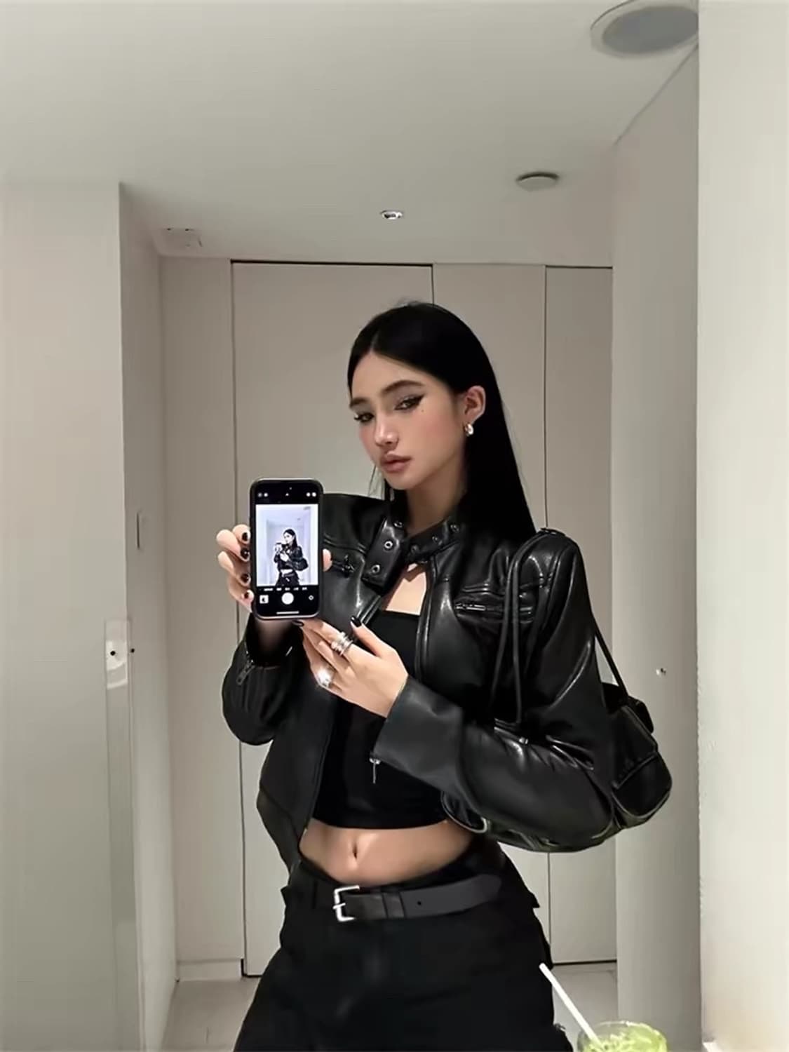 슬림 크롭 레더 바이커 자켓 상품이미지1