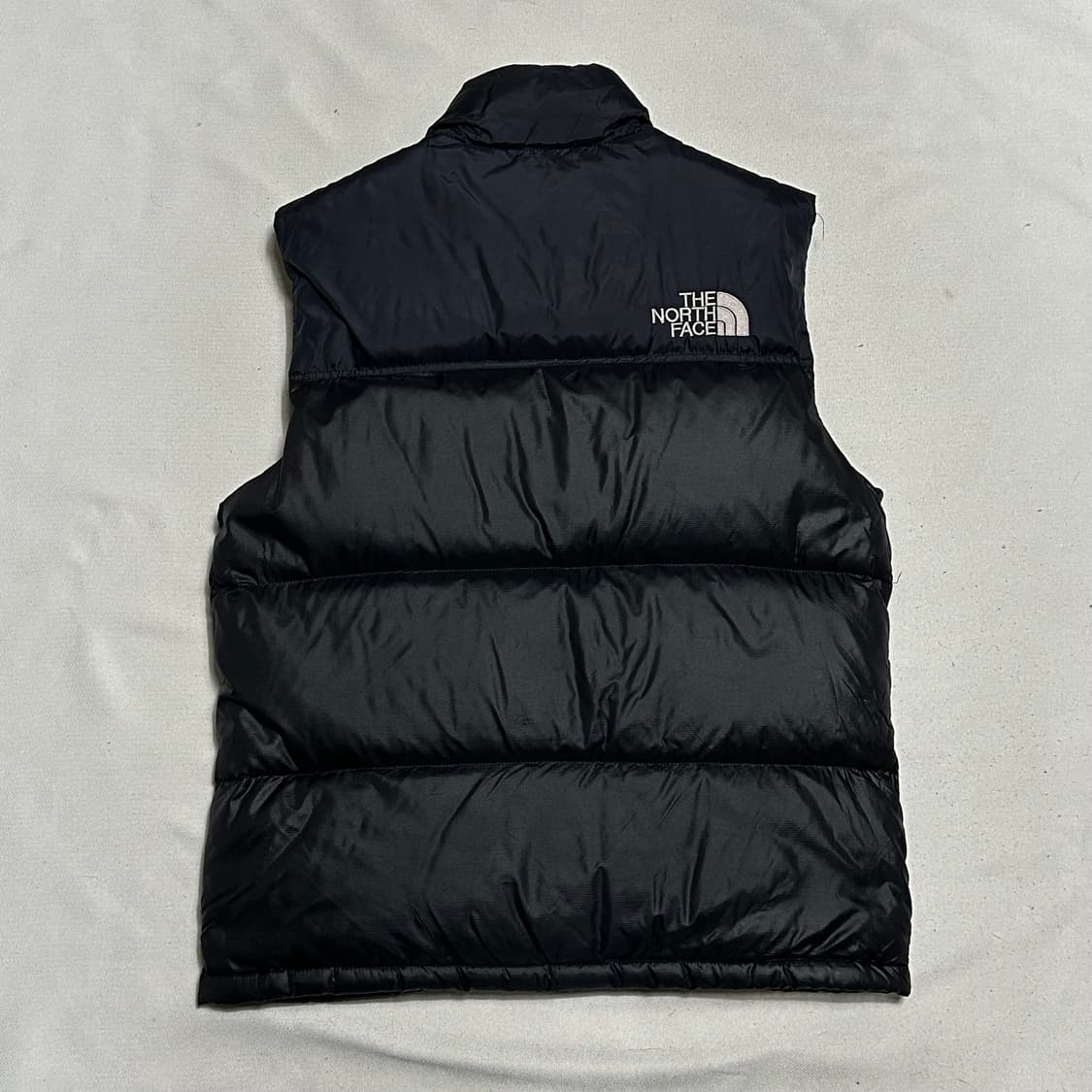 90 노스페이스 눕시 700 블랙 패딩 베스트 상품이미지3